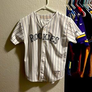 Colorado rockies jersey used kids med